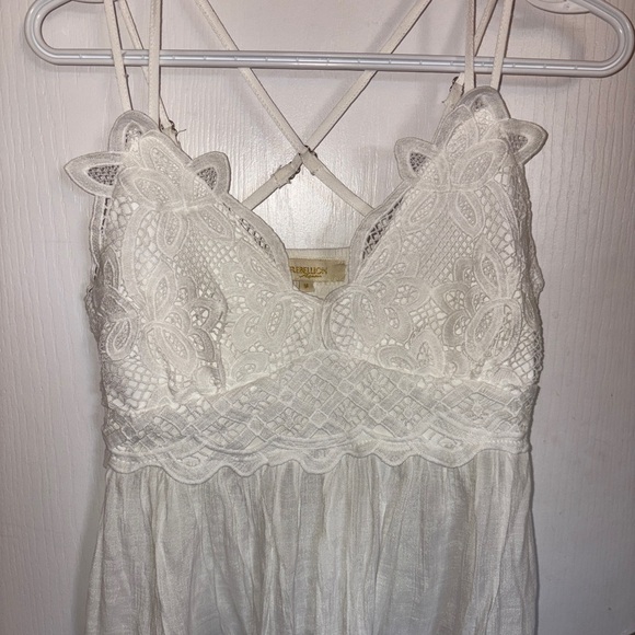 Rebellion White Lace Crop Top with Intricate Detailing - Picture 1 of 1
